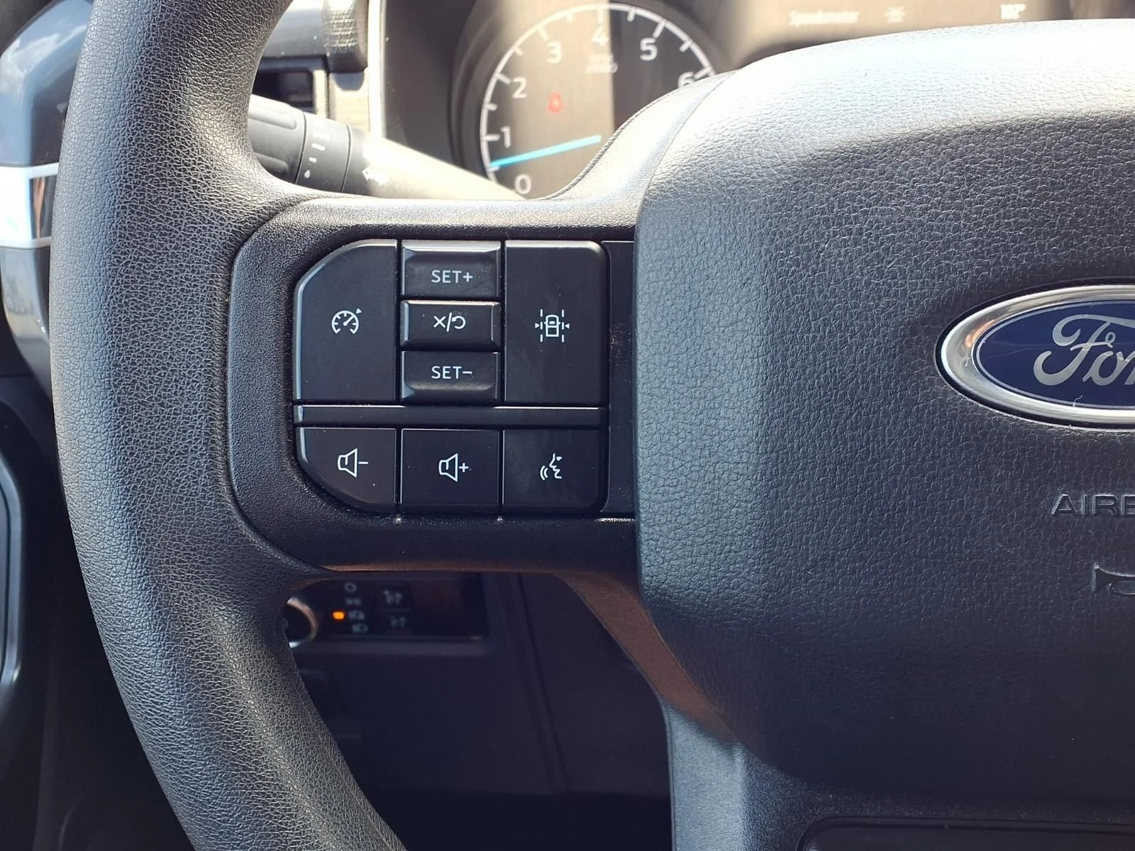 Used 2023 Gray Ford XL image 18