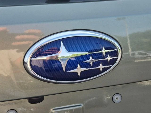 Used 2021 Green Subaru Premium image 19