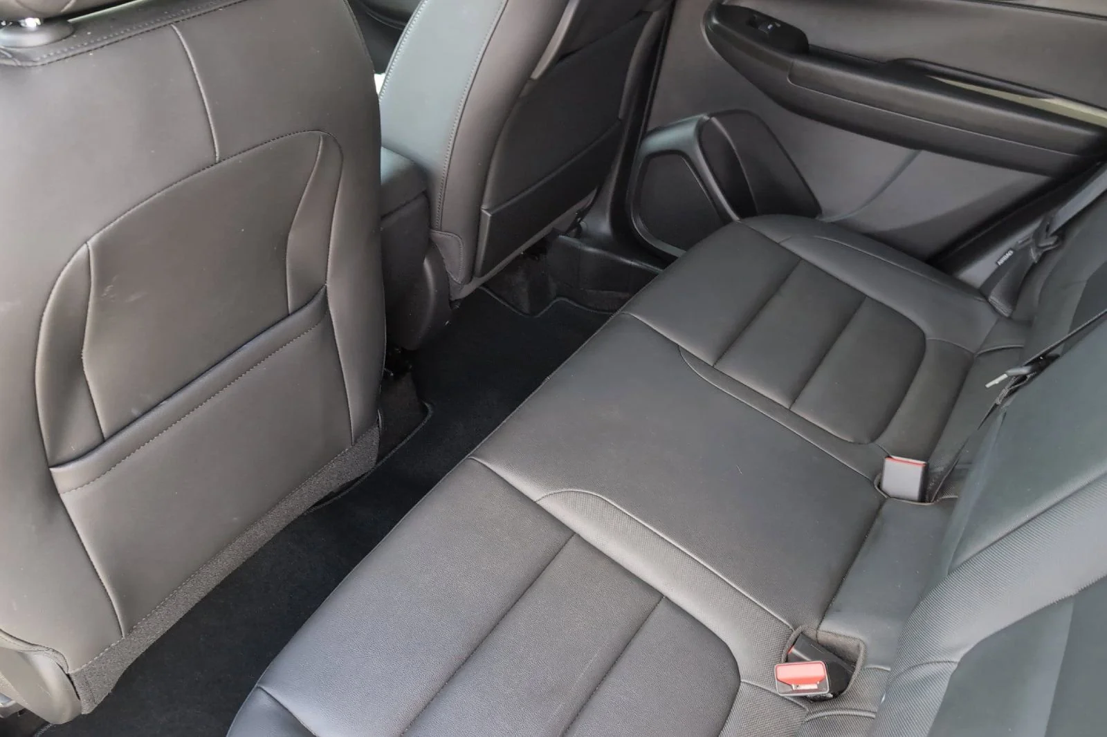 Used 2023 Mosaic Black Metallic Chevrolet ACTIV image 13