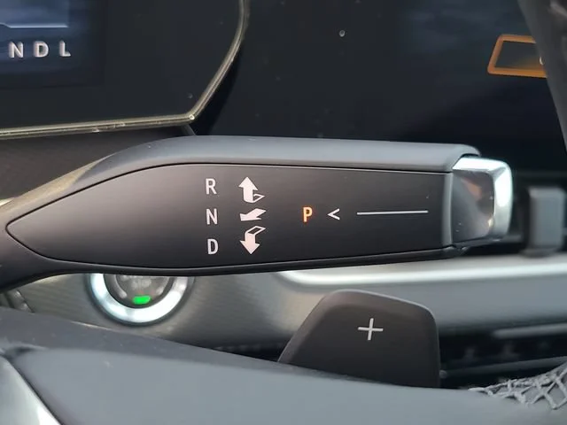 New 2026 Mosaic Black Metallic Chevrolet LT image 30