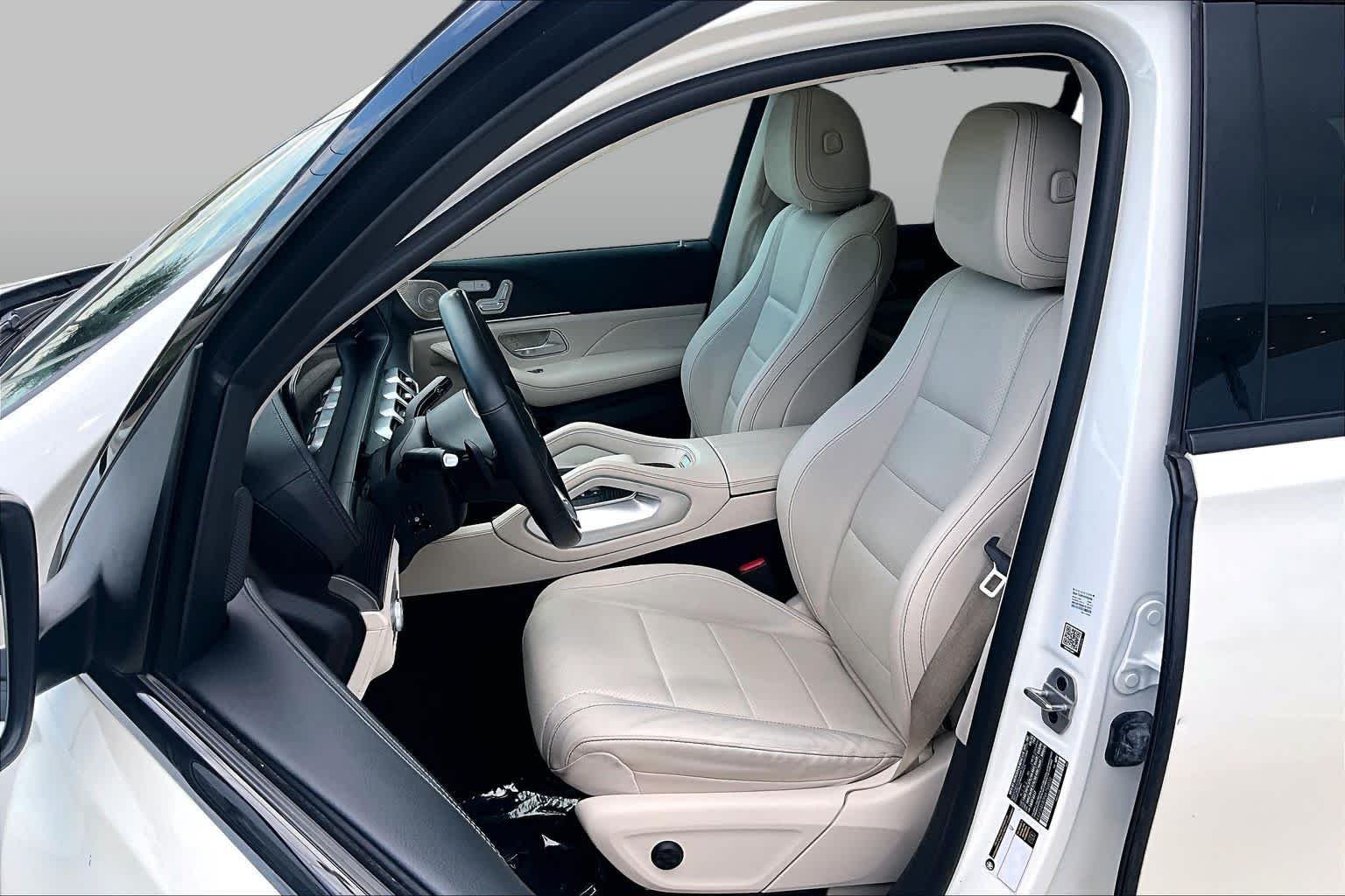 Used 2022 MANUFAKTUR Diamond White Metallic Mercedes-Benz GLE 350 image 8