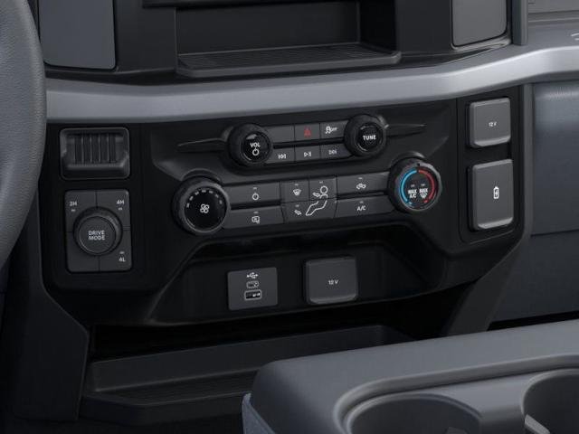 2025 Ford F-250 Super Duty XL - Photo 39