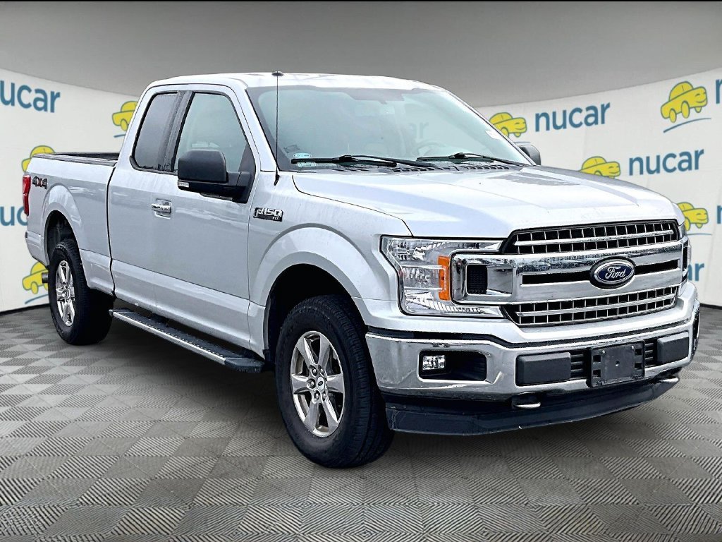 Used 2018 Silver Ford XLT image 1