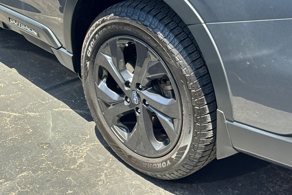 Used 2021 Gray Subaru Onyx Edition XT image 5