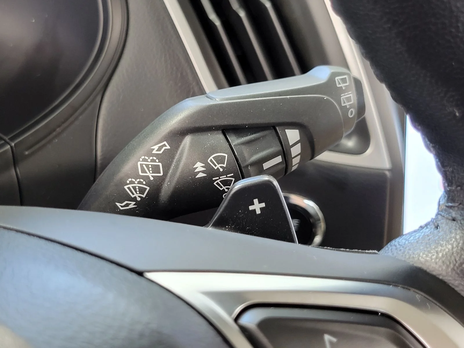Used 2024 White Ford SEL image 19