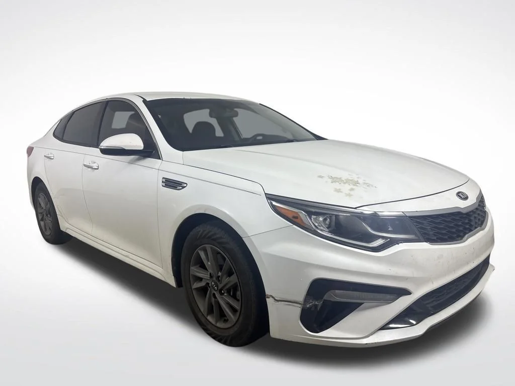 2020 Kia Optima LX AT's photo