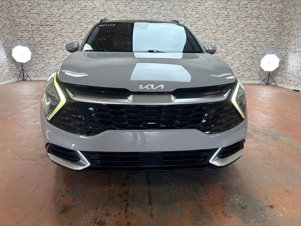 Used 2023 Wolf Gray Kia SX image 2