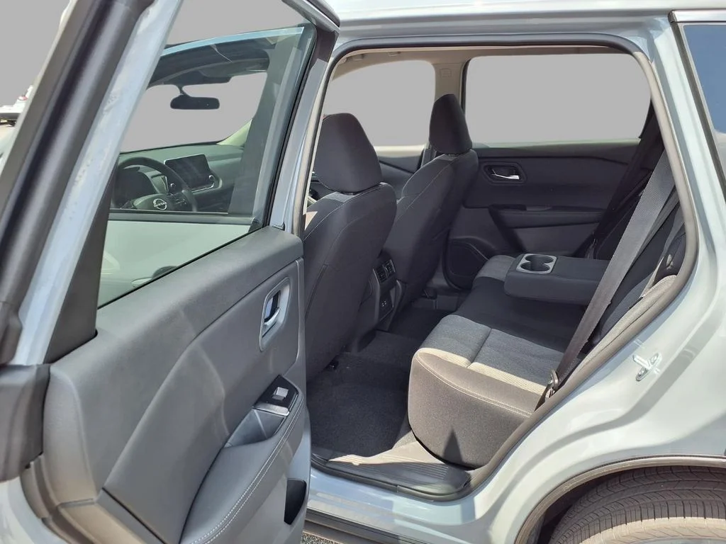 New 2026 Boulder Gray Pearl Nissan SV image 25