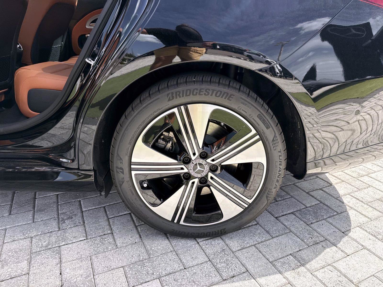 New 2027 Black Mercedes-Benz 250+ Electric RWD image 9