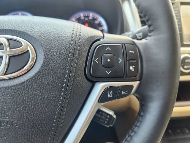 Used 2019 White Toyota Limited image 32