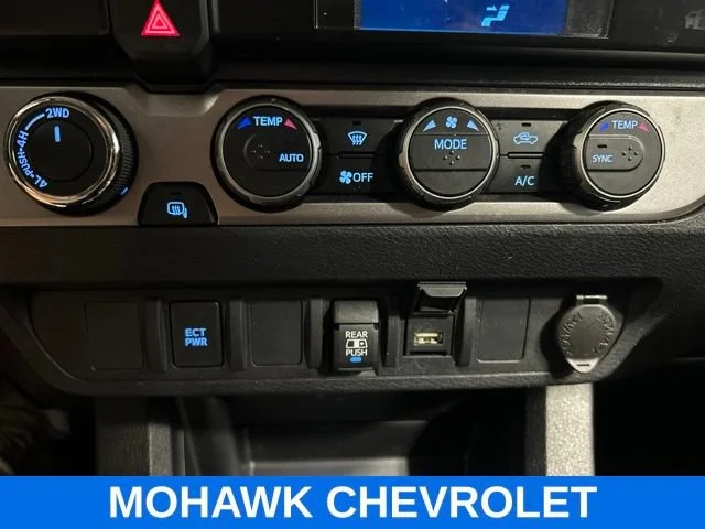 Used 2023 White Toyota SR5 V6 image 25