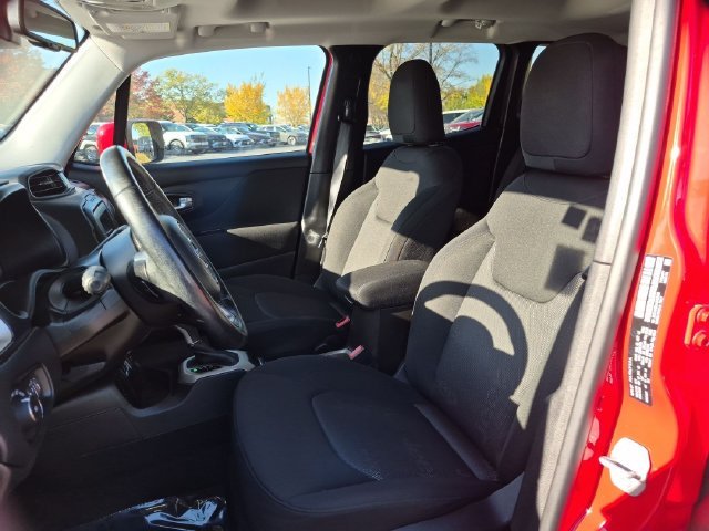 Used 2017 Red Jeep Latitude image 11
