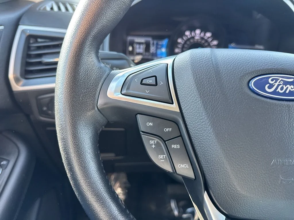 Used 2023 Red Ford SEL image 14