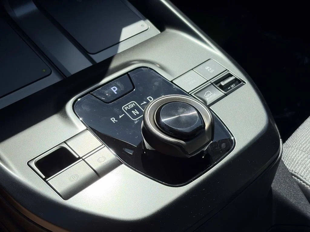 New 2026 Wind Chill Pearl Toyota XLE image 43