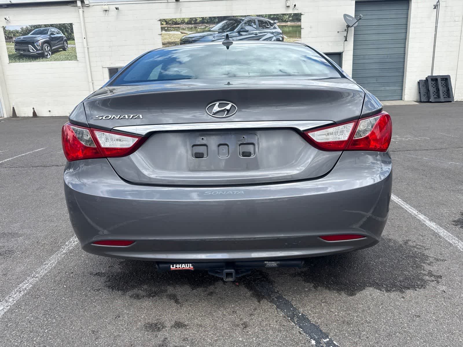Used 2012 Harbor Gray Metallic Hyundai GLS image 5