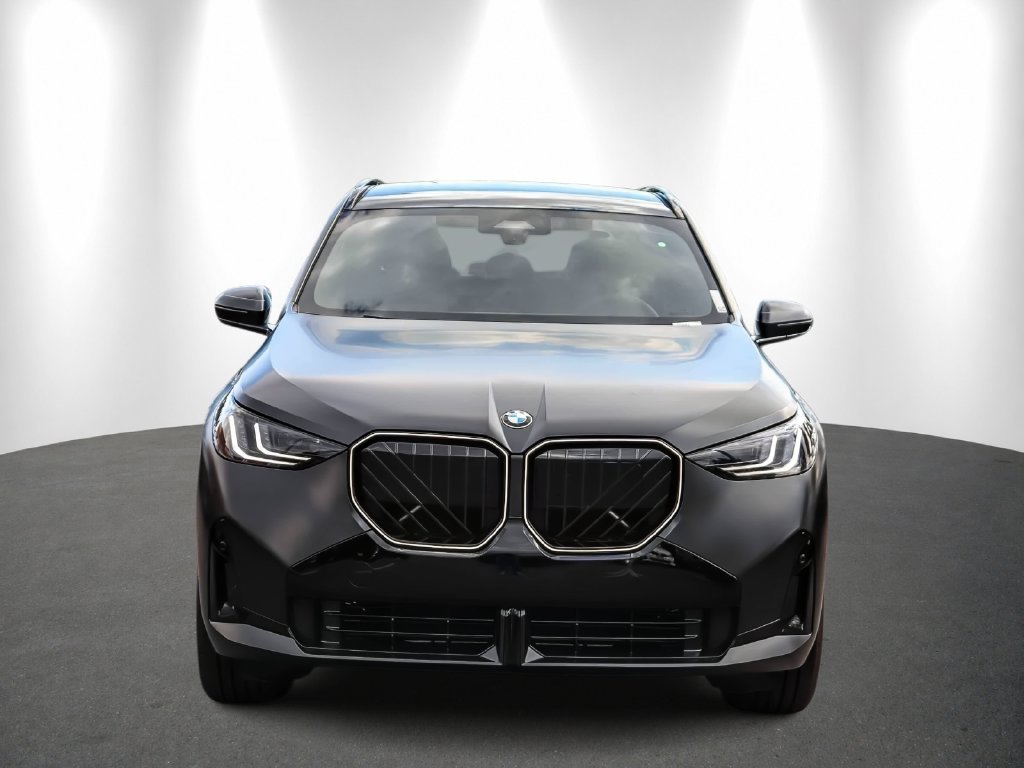 2026 BMW X3 photo 2