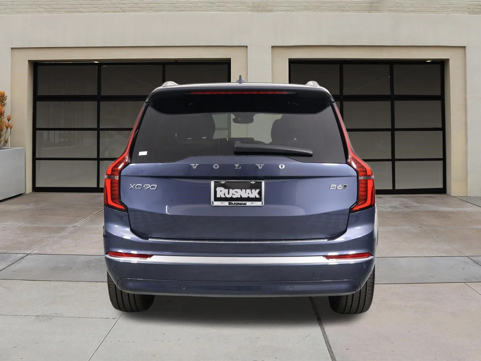 2026 Volvo XC90 Plus - Photo 5