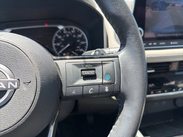 Used 2023 Caspian Blue Metallic Nissan SV image 22