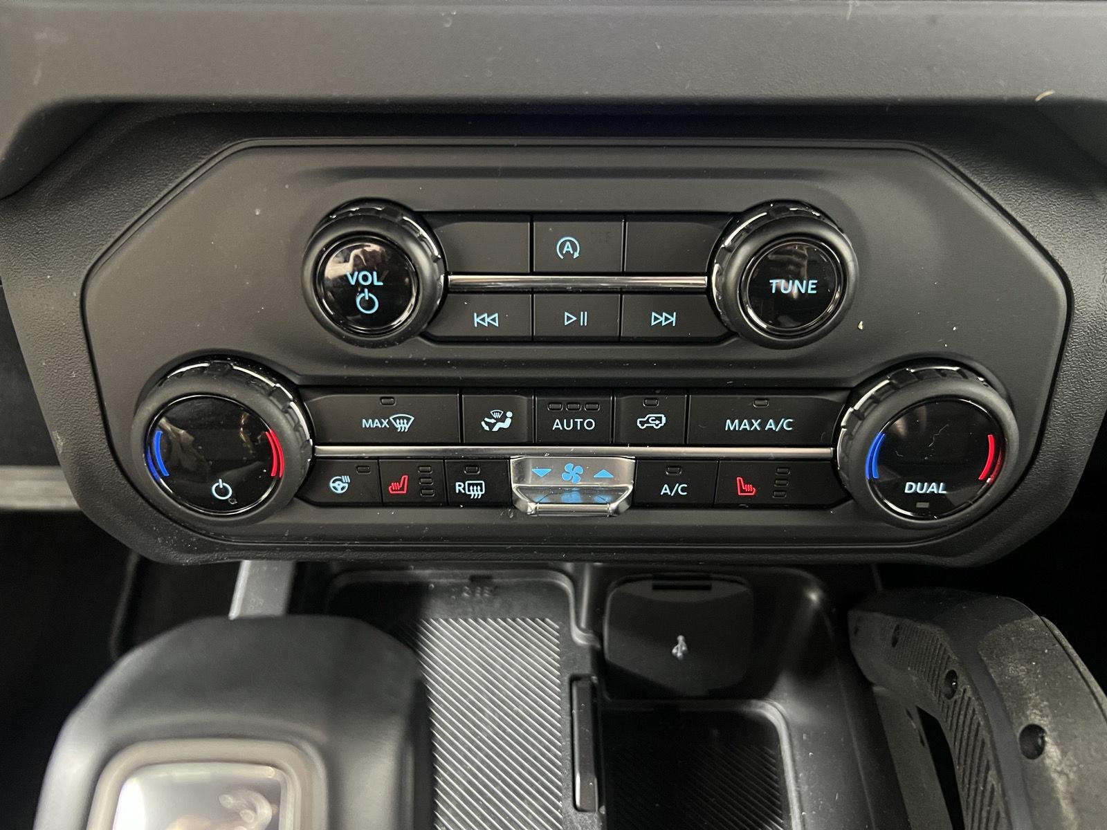 Used 2025 Shadow Black Ford Outer Banks image 18