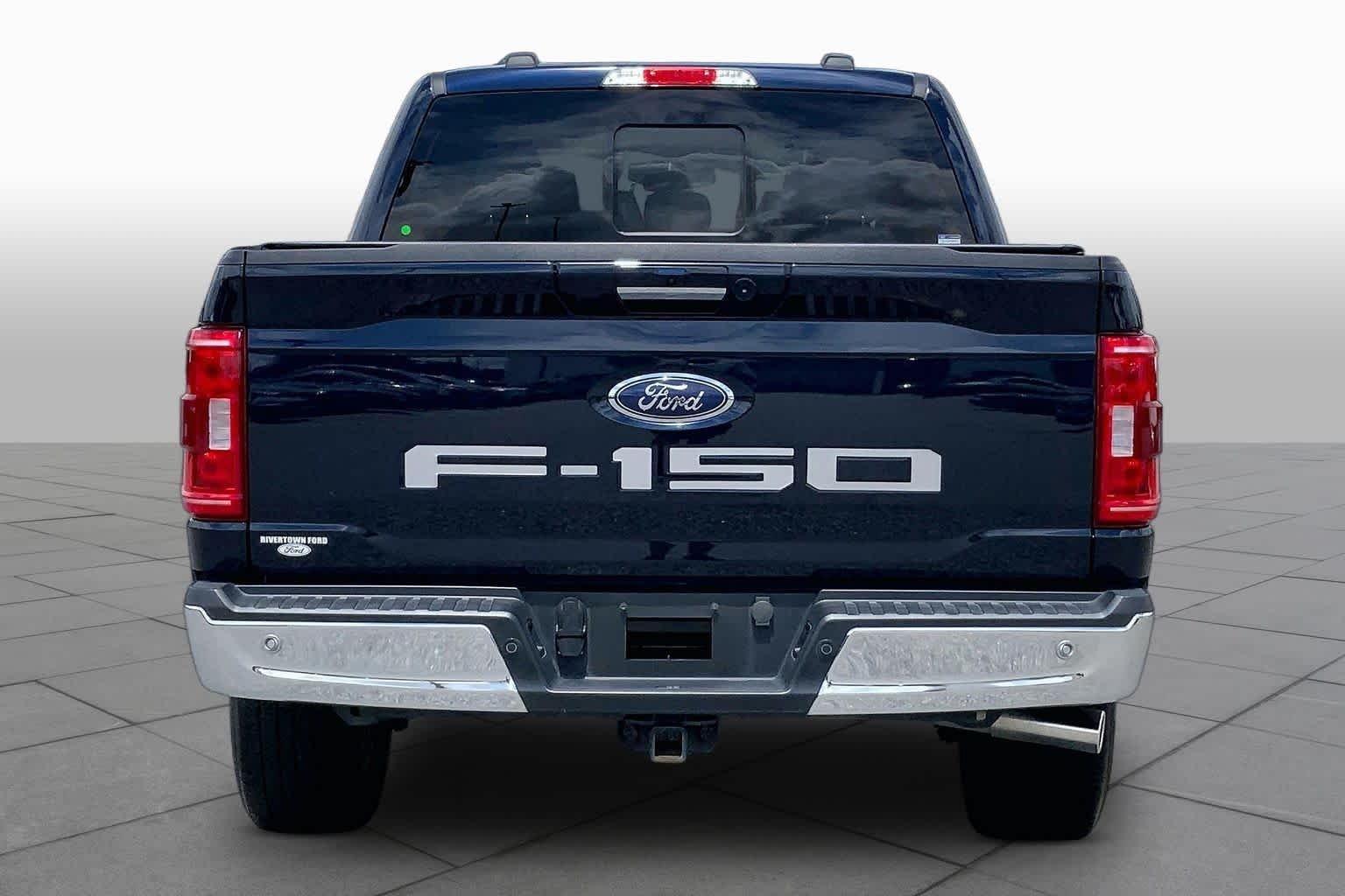 Used 2023 Antimatter Blue Metallic Ford XLT image 5