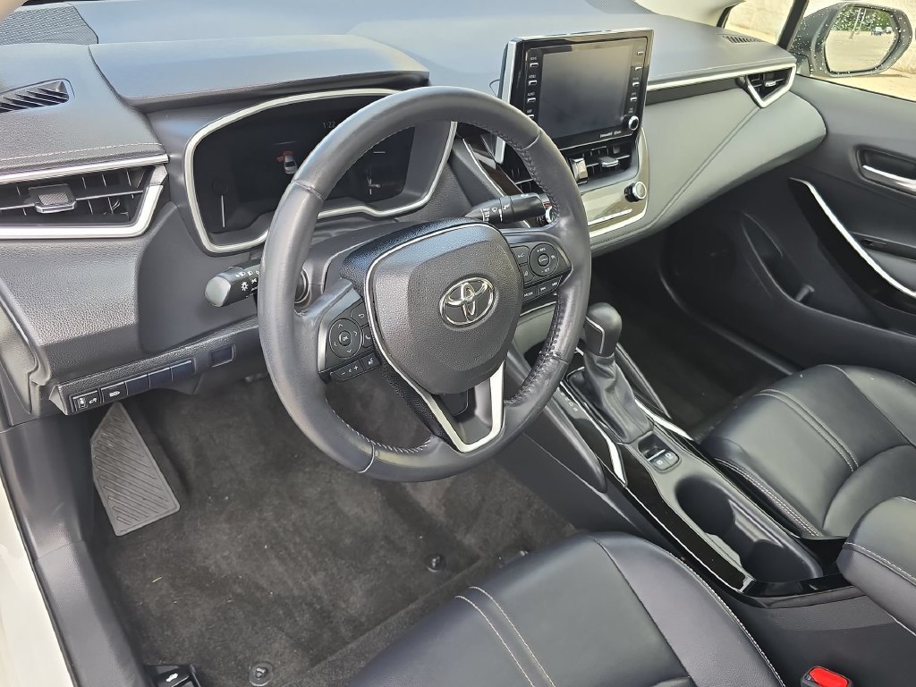 Certified Used 2020 White Toyota XLE image 16
