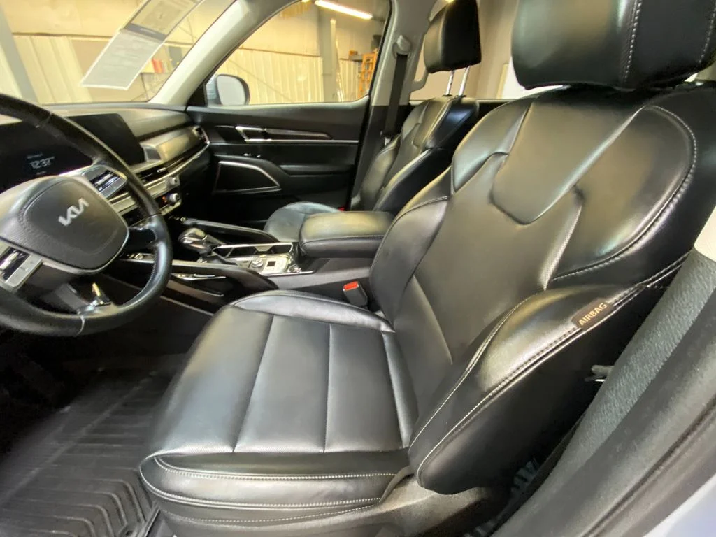 Used 2025 Silver Kia S image 20