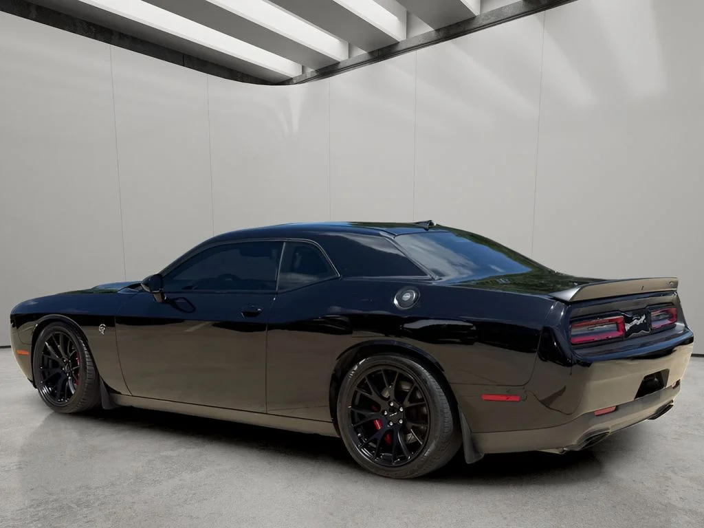 Used 2016 Pitch Black Clearcoat Dodge SRT Hellcat image 3