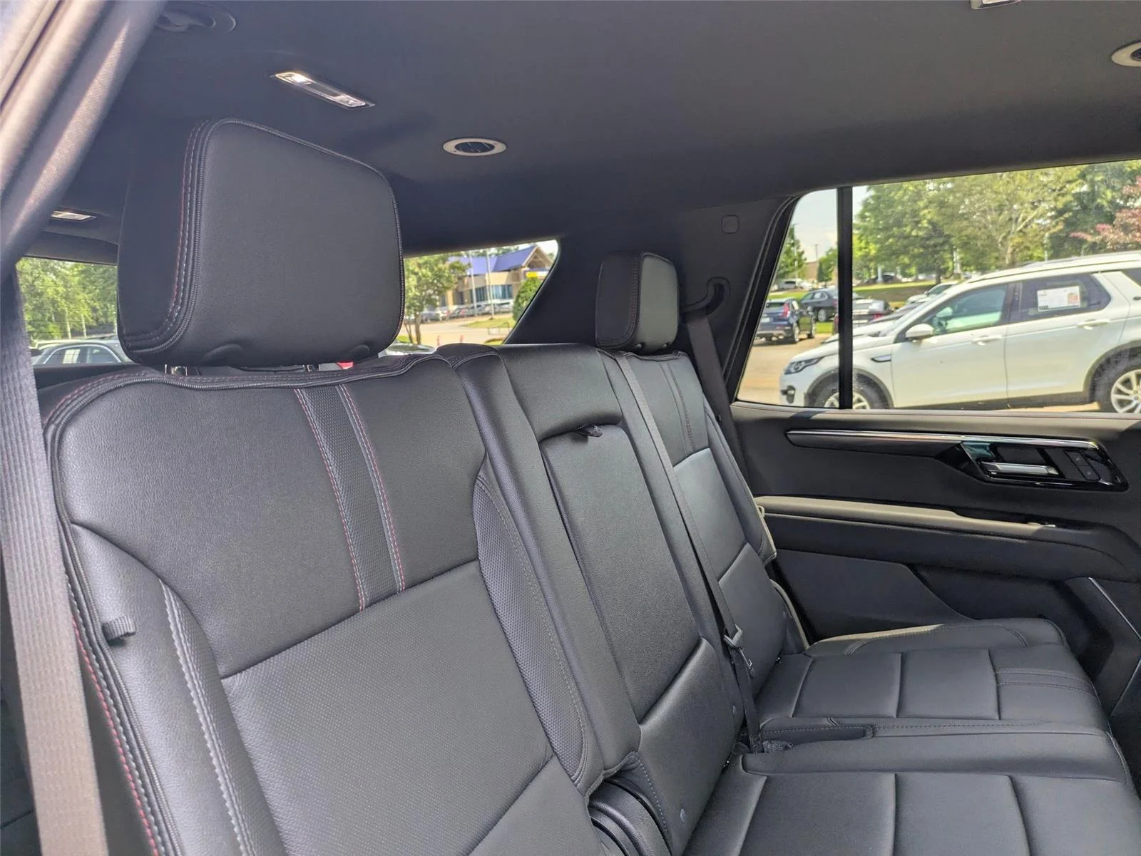 Used 2025 Black Chevrolet RST image 31