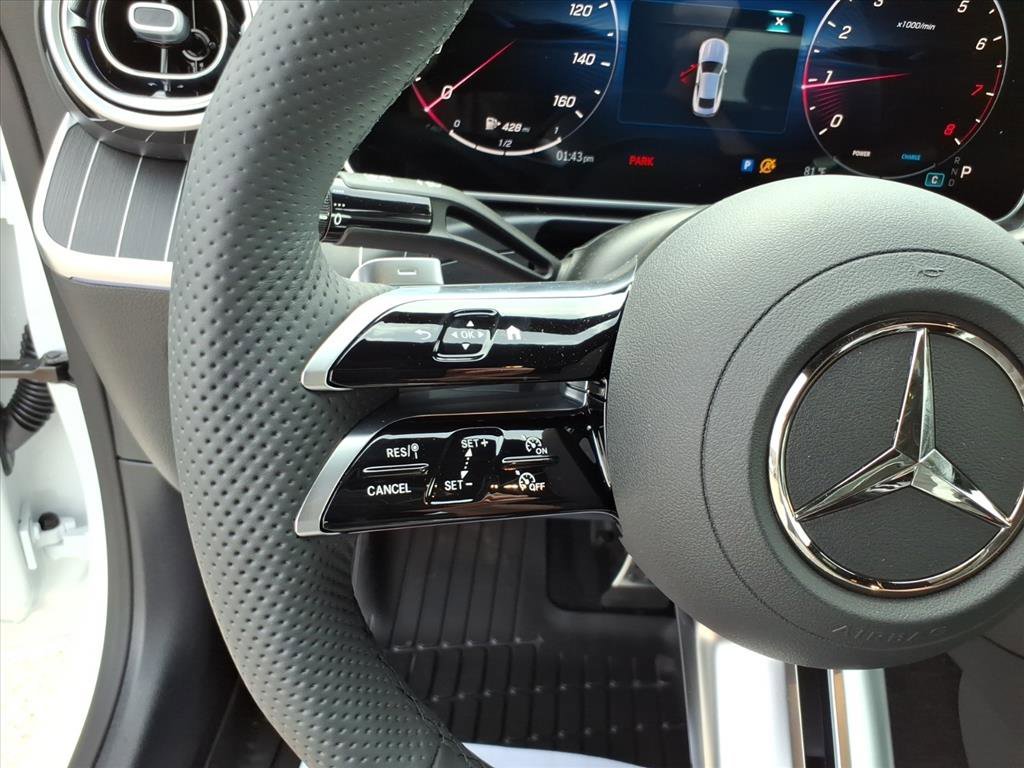New 2026 MANUFAKTUR Moonlight White Metallic Mercedes-Benz CLE 300 image 35