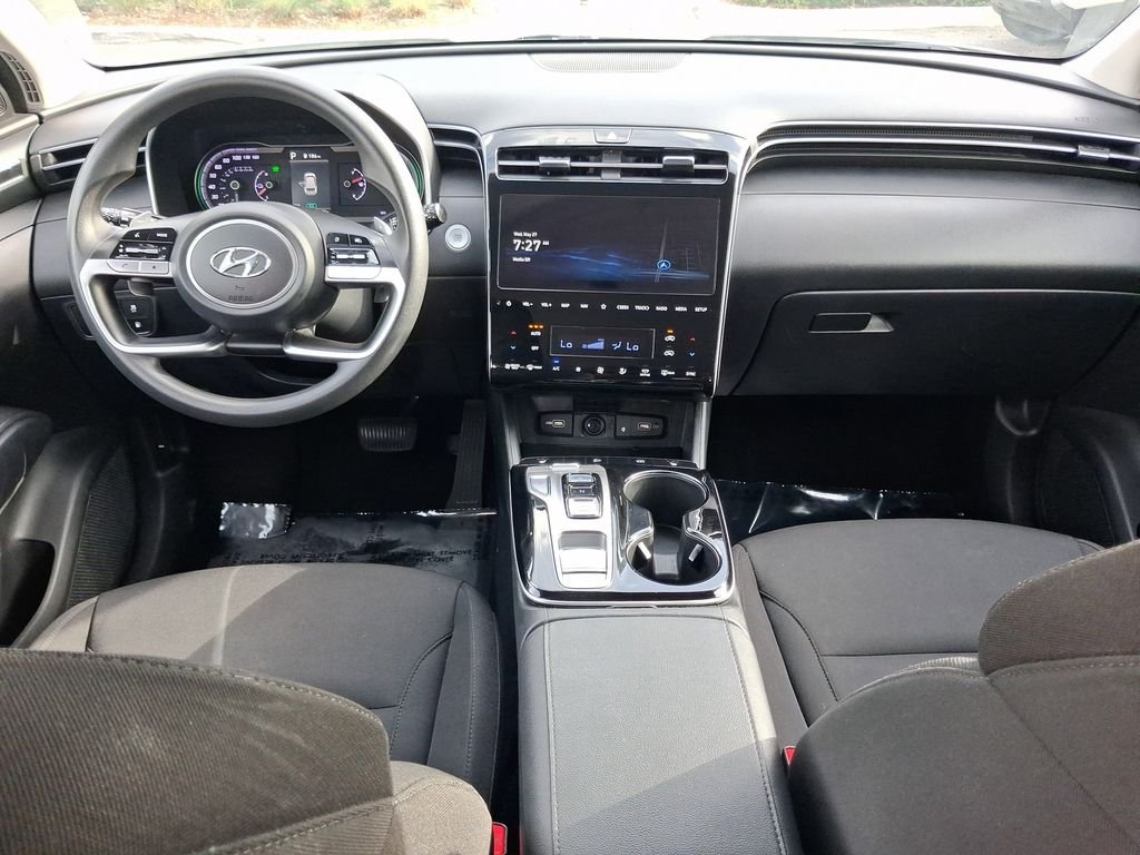 Used 2024 White Hyundai SEL image 11