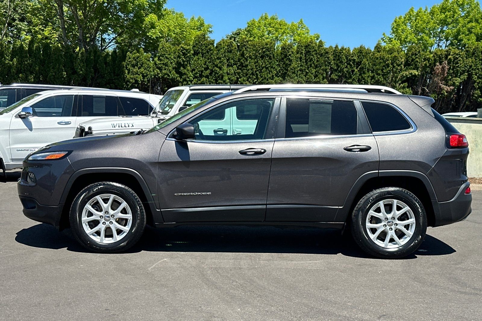 2018 Jeep Cherokee Latitude Plus - Photo 43