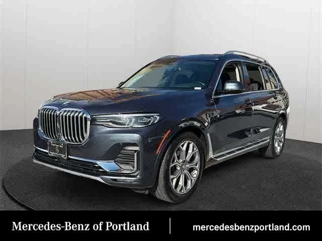2020 BMW X7 xDrive40i's photo