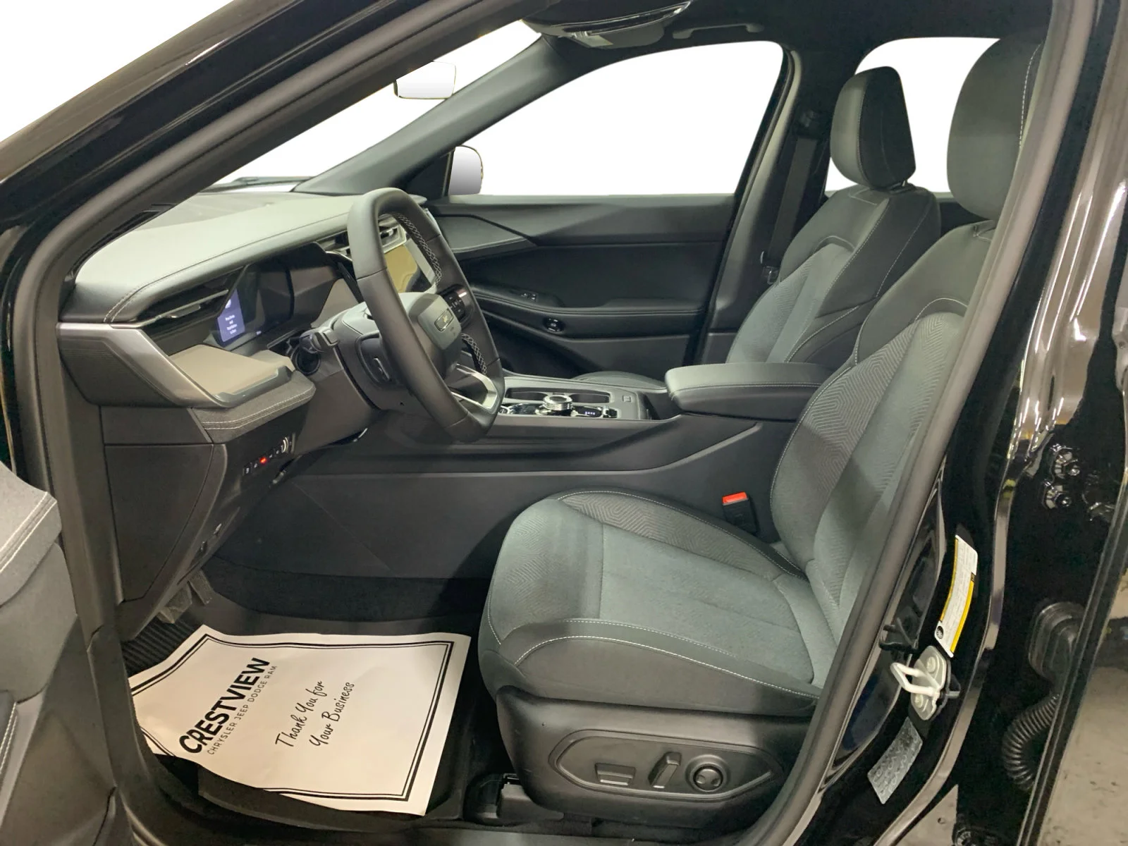 New 2026 Diamond Black Crystal Pearl Jeep Laredo image 10