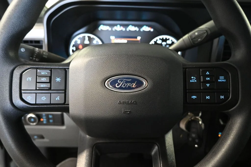 2025 Ford F-450 Super Duty Chassis Cab XL - Photo 13