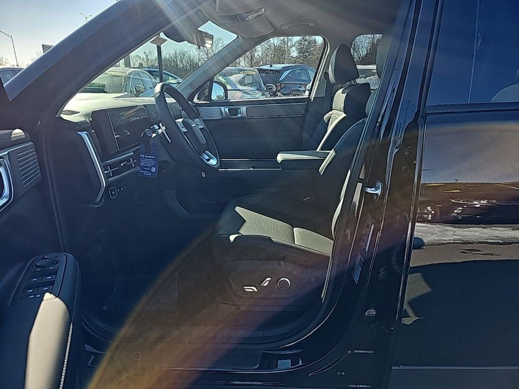 New 2026 Black Hyundai SEL image 8