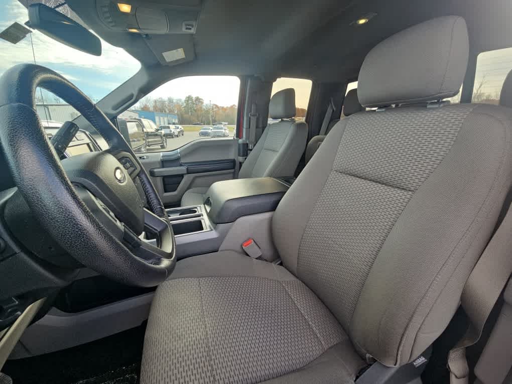 Used 2015 Ruby Red Metallic Tinted Clearcoat Ford XLT image 4