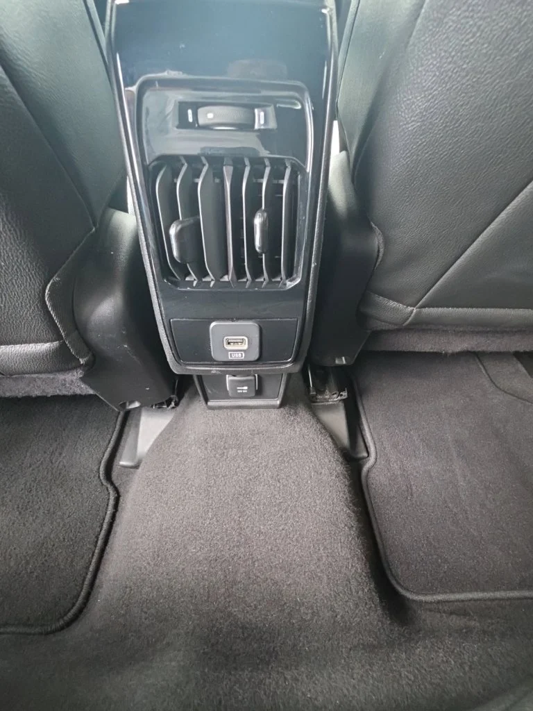 Used 2025 Silver Jeep Limited image 18