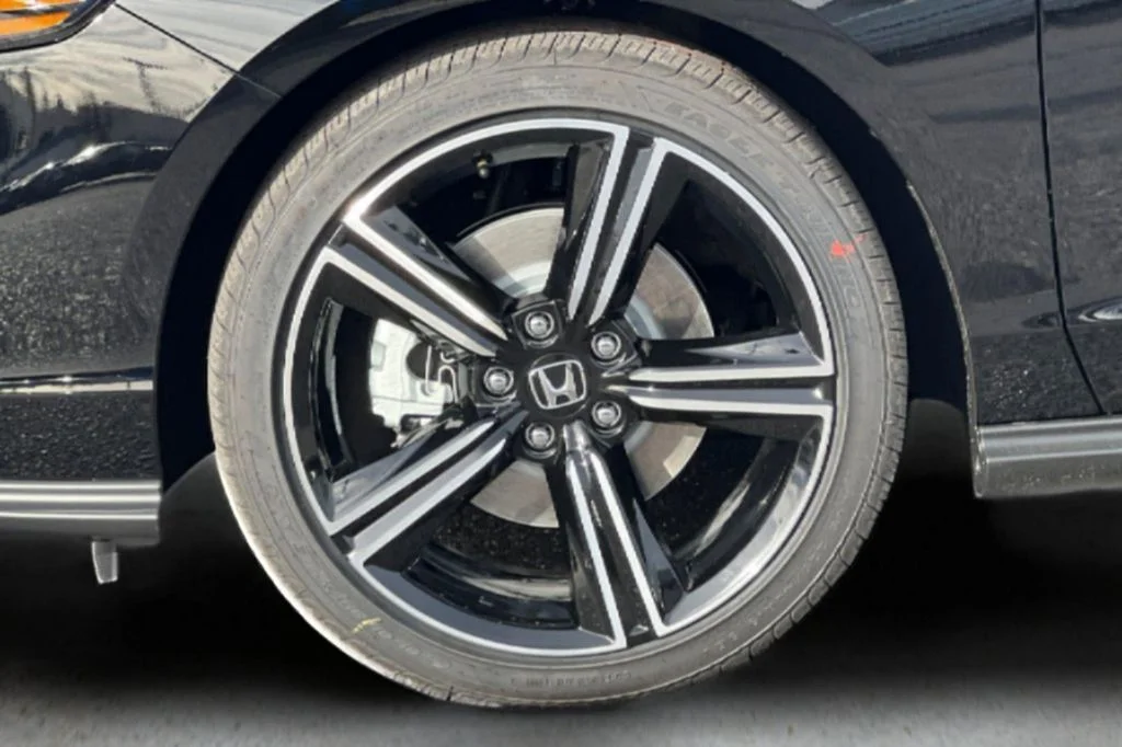 New 2026 Crystal Black Pearl Honda Sport image 31
