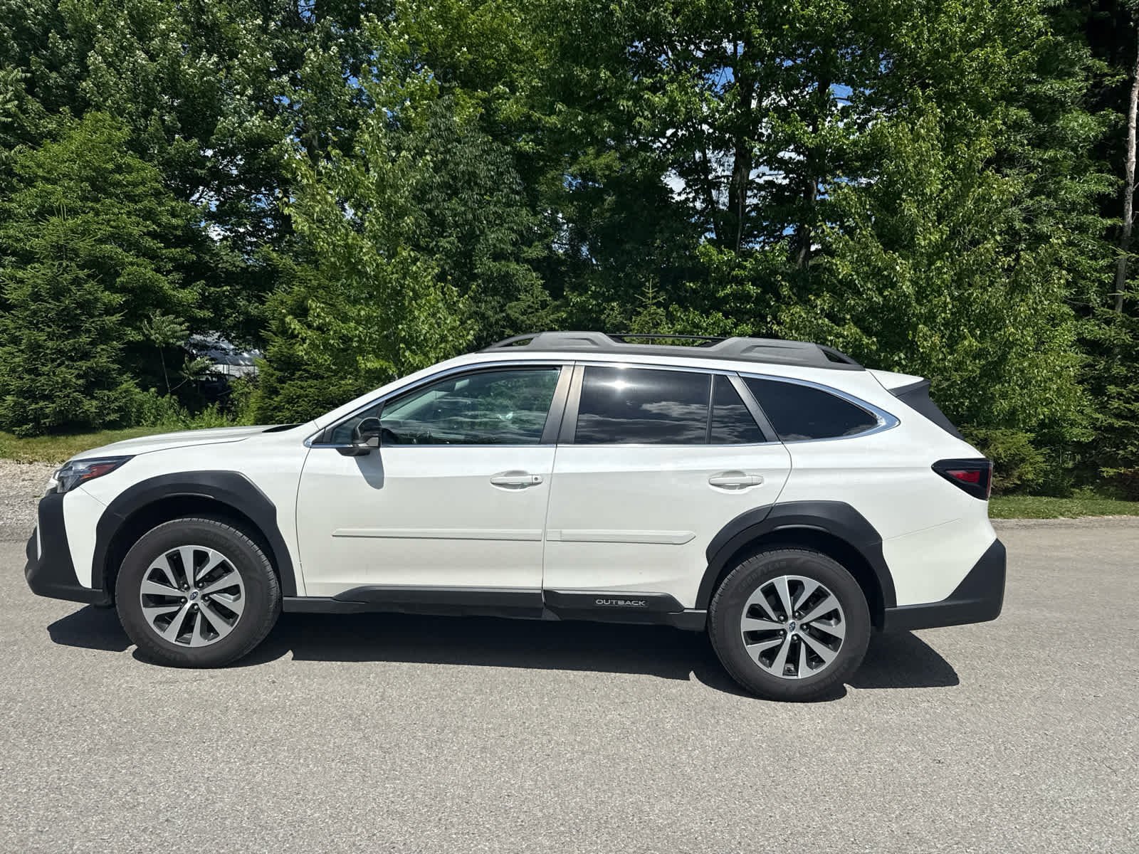 Certified Used 2024 Crystal White Pearl Subaru Premium image 5