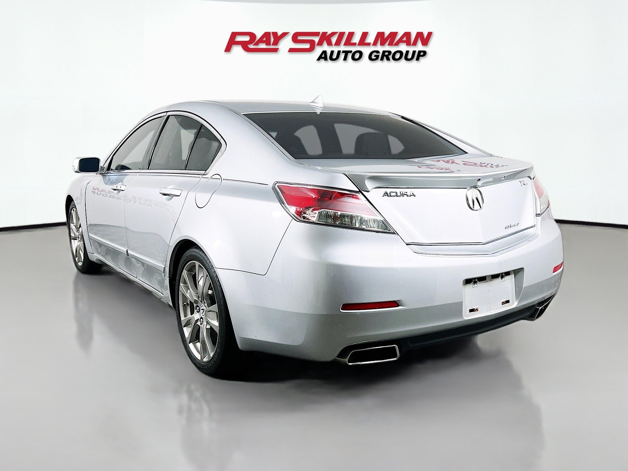 Used 2012 Silver Acura ADVANCE AUTO image 5