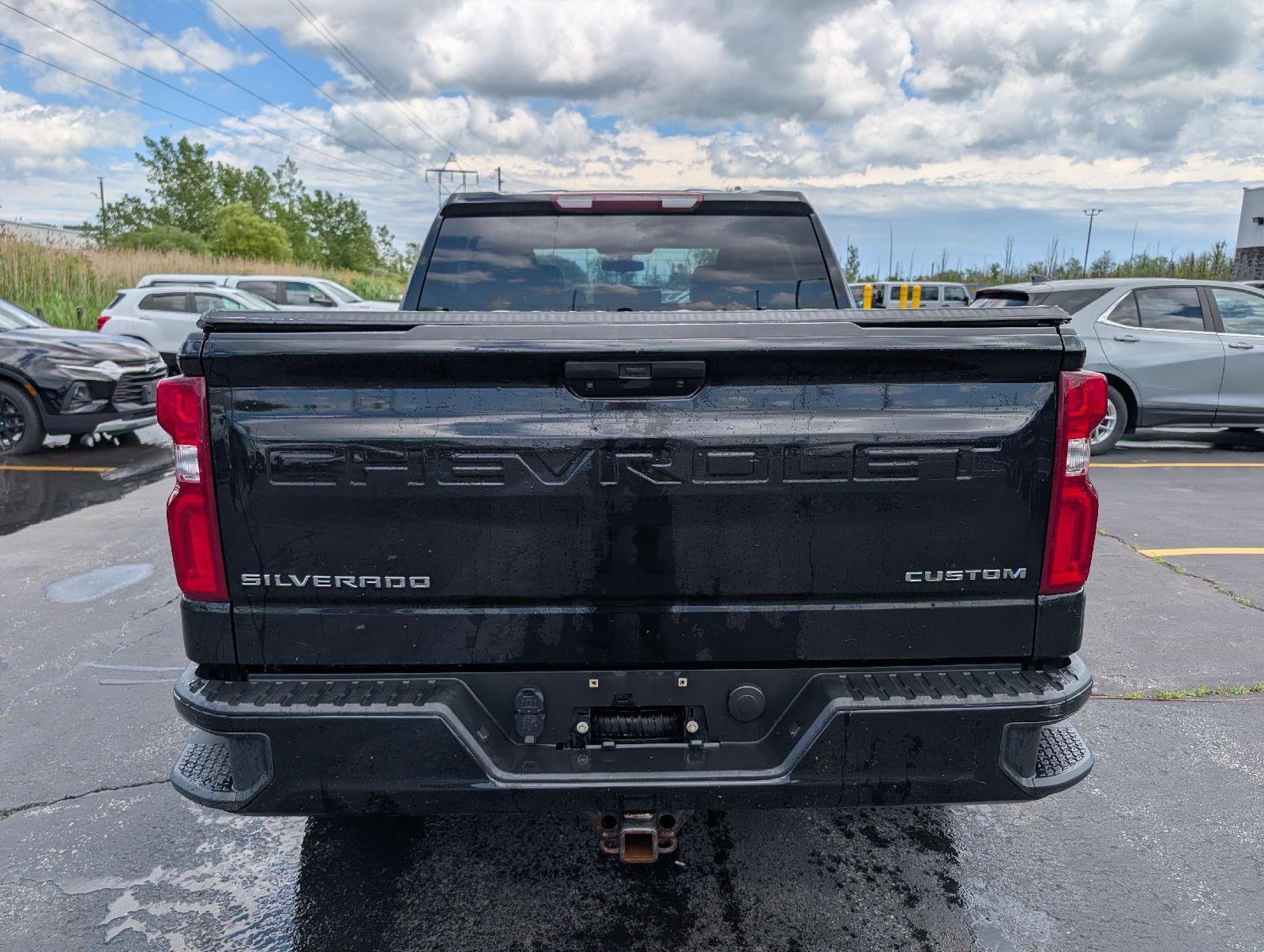 Used 2019 Black Chevrolet Custom image 6