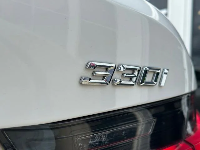 Certified Used 2023 Alpine White BMW 330i xDrive image 33