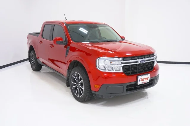 Used 2023 RED Ford XL image 3