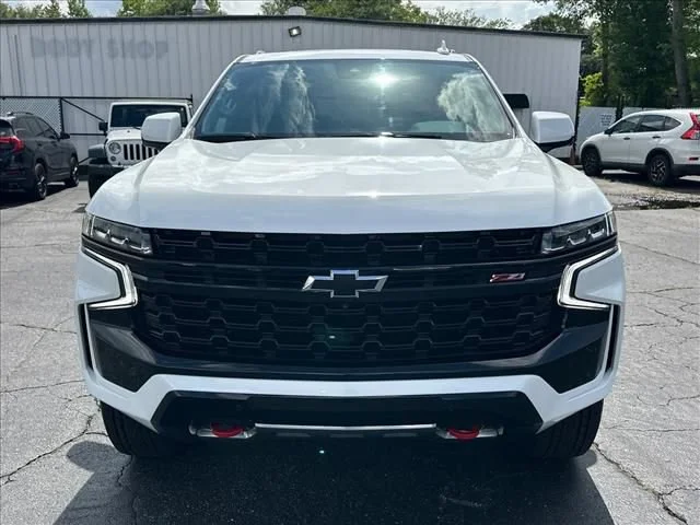 Used 2024 Summit White Chevrolet Z71 image 4