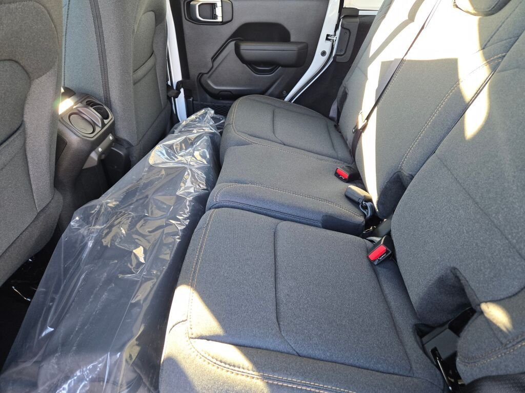 2026 Jeep Wrangler 4-Door Sport - Photo 15