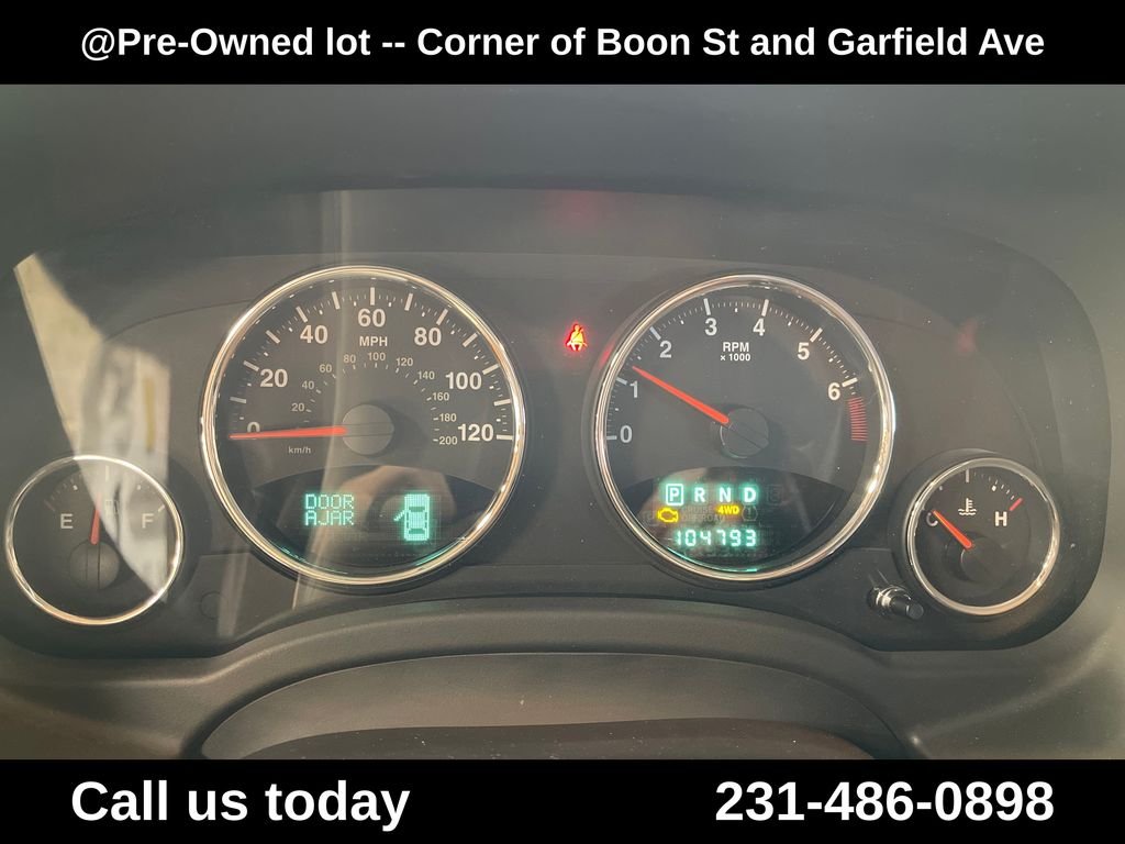 Used 2013 White Jeep Limited image 18