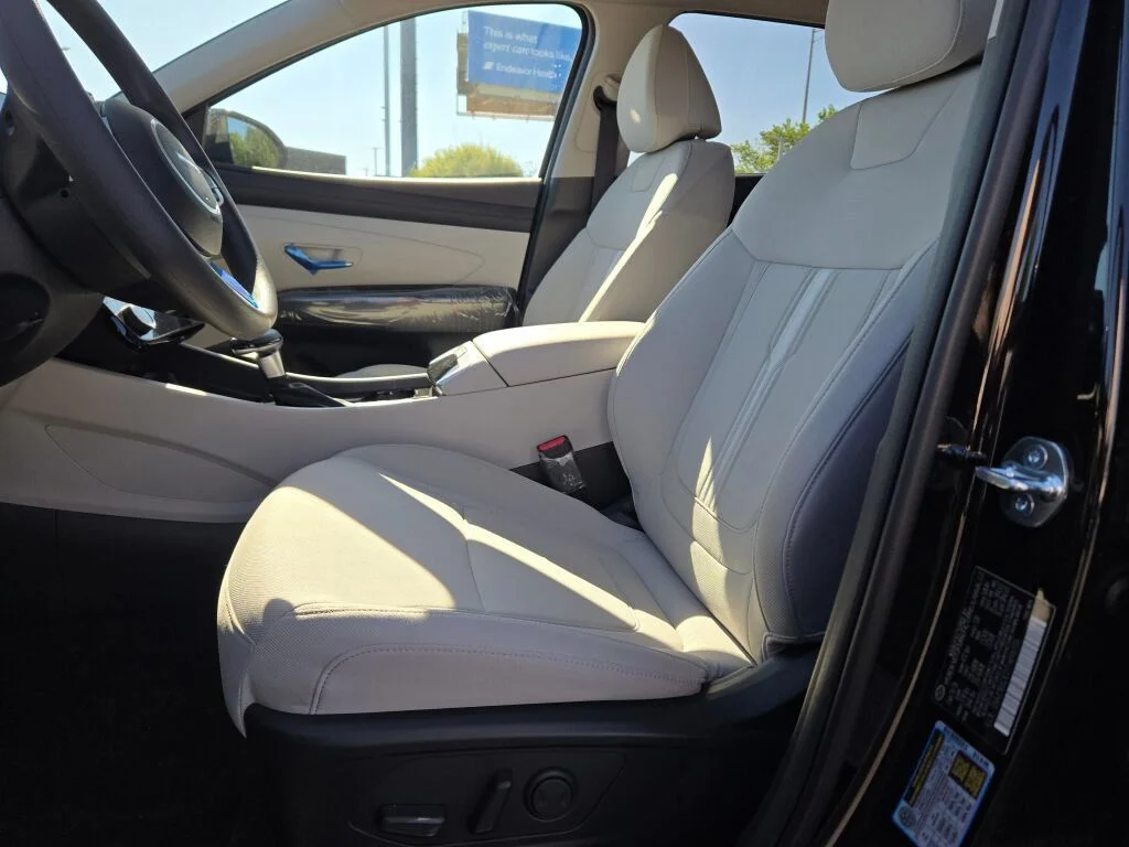Used 2026 Black Hyundai SEL image 20