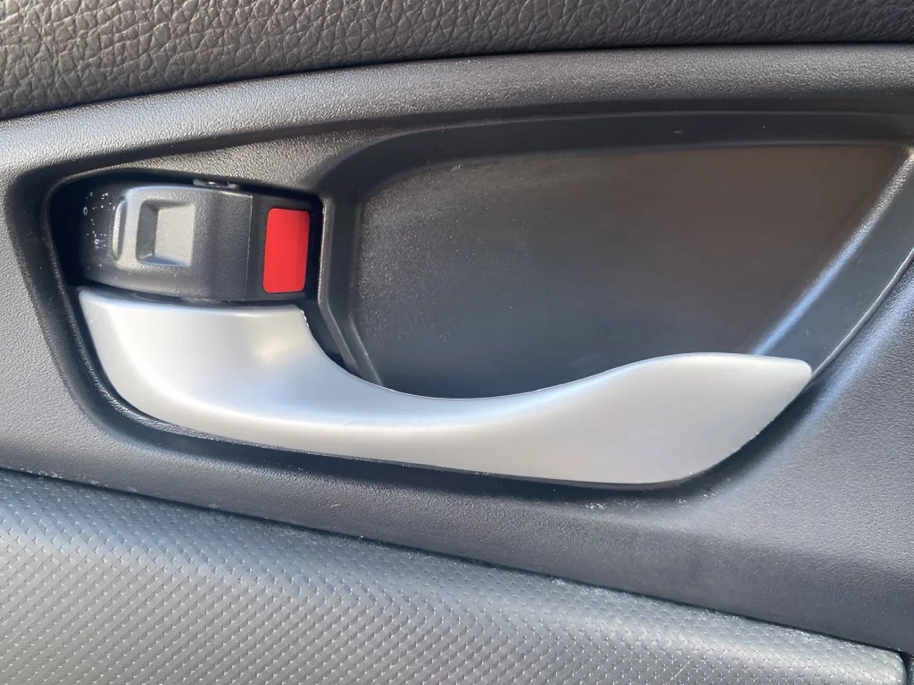 Used 2018 Blue Honda LX image 10