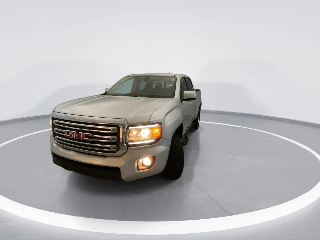 Used 2016 Silver GMC SLE1 image 4