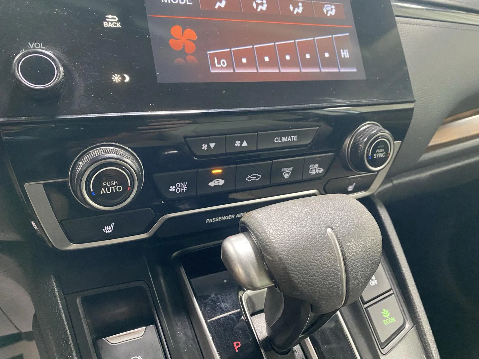 Used 2021 Platinum White Pearl Honda EX image 28